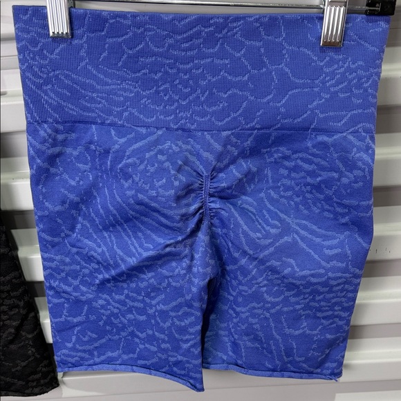 Gymshark BNDL Black and Blue Athletic Shorts - Picture 5 of 13